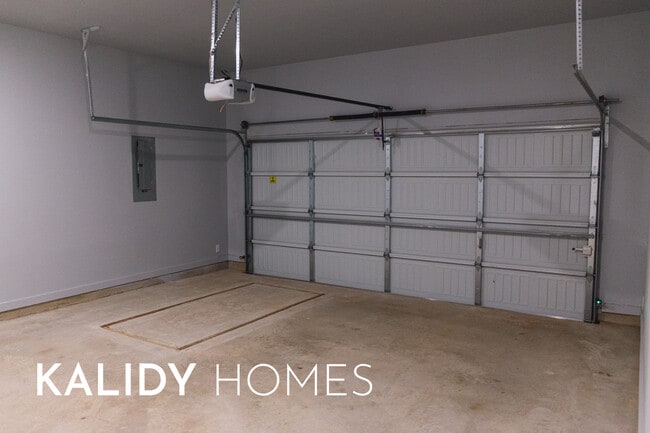 Building Photo - 629 Remington Ave