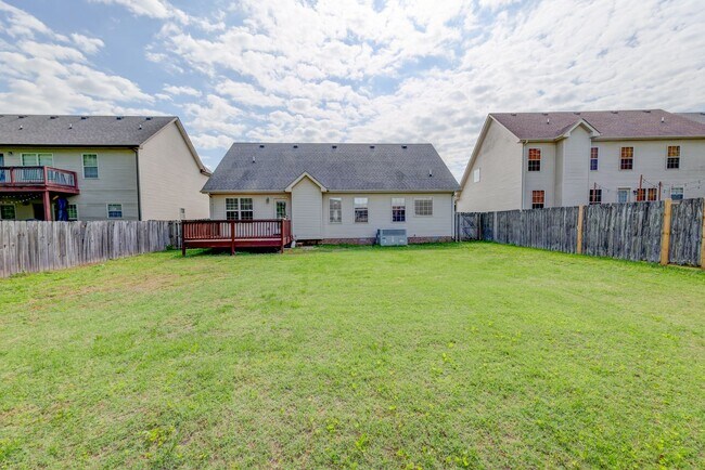Building Photo - 2924 Brewster Drive