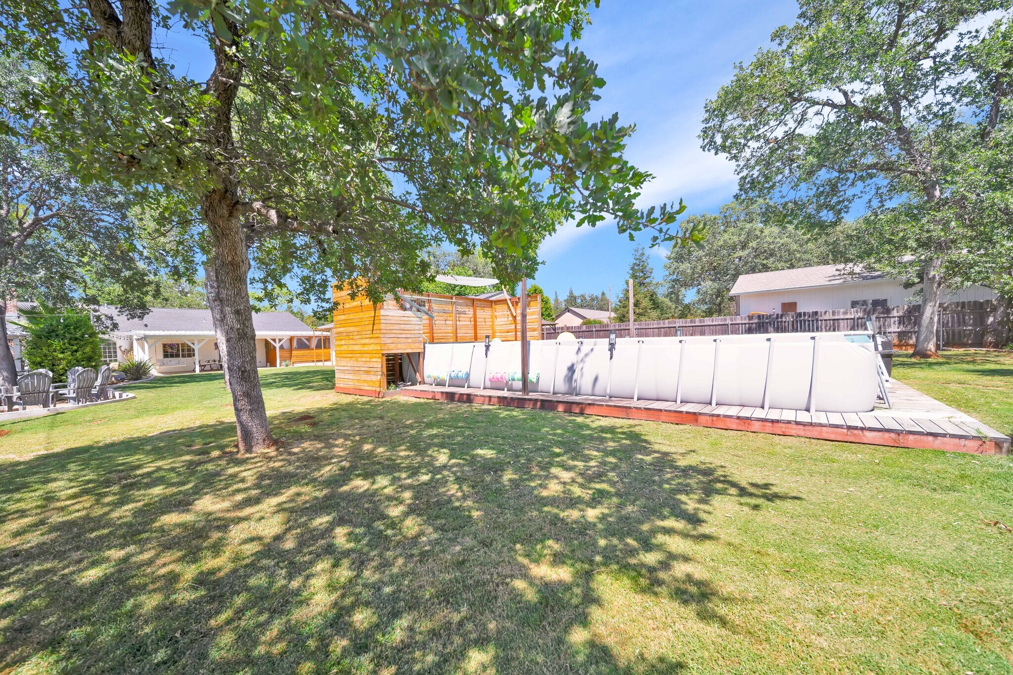 Lots of yard space - 3075 Forest Hills Dr