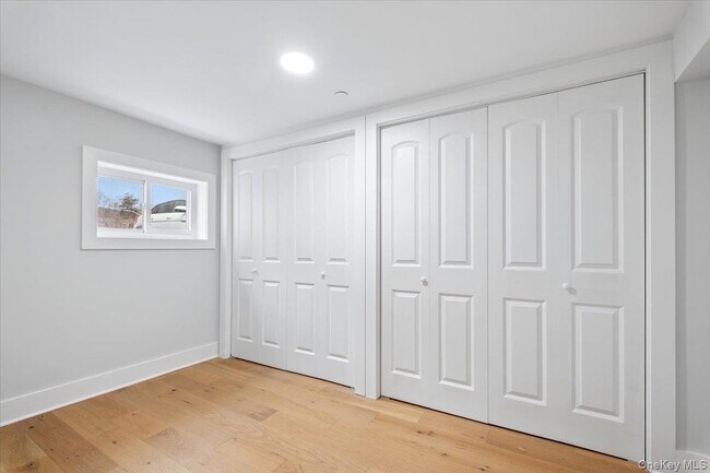 Building Photo - 56 Wildey St