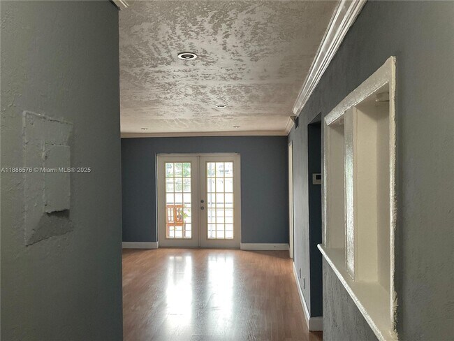 Building Photo - 2775 Taft St