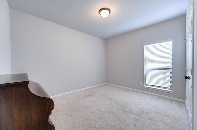 Building Photo - 23010 Black Mountain Ash Ct