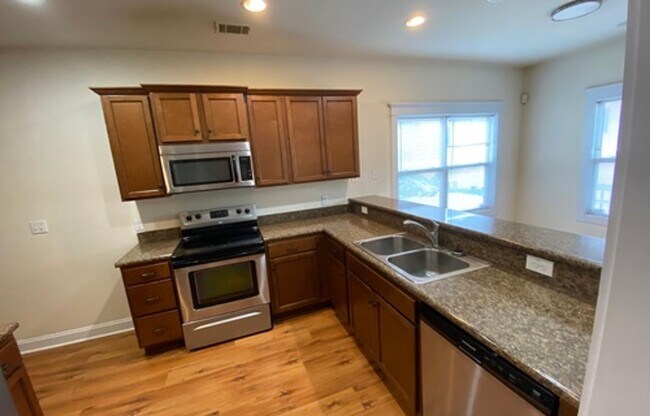 Building Photo - PRE-LEASING FOR AUGUST 2026!