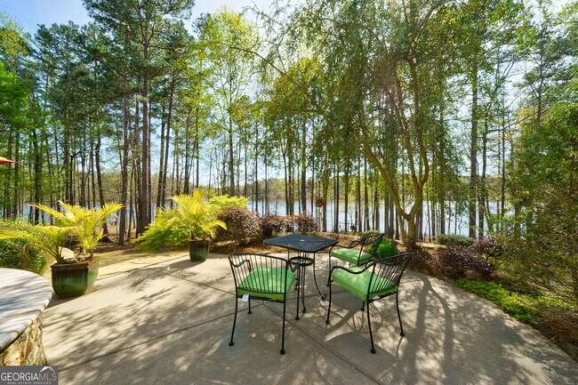 Building Photo - 115 Peninsula Dr