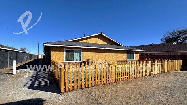 Building Photo - 11800 White Ave