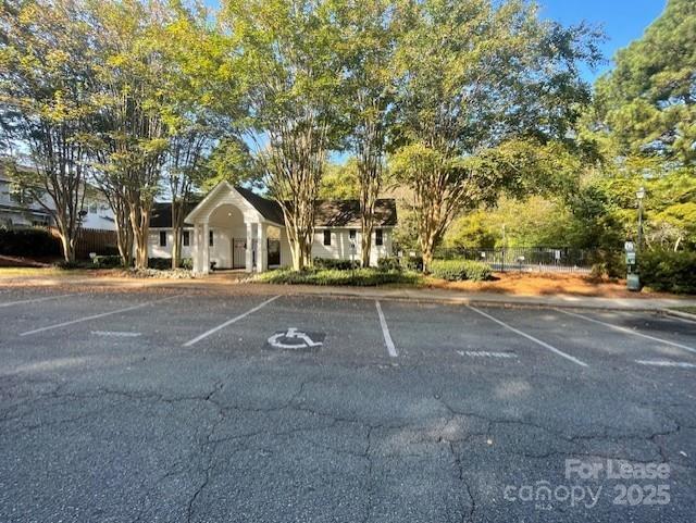 Building Photo - 12315 Bluestem Ln