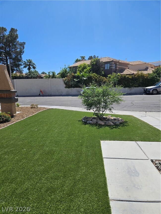 Building Photo - 9516 Wooden Pier Way