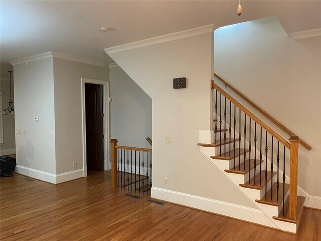 Building Photo - 384 16th St NW