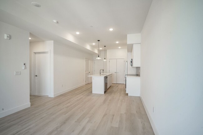 Building Photo - 2644 Coral St