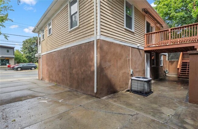 Building Photo - 1251 Mendon Rd