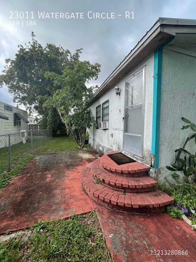 Building Photo - 23011 Watergate Cir