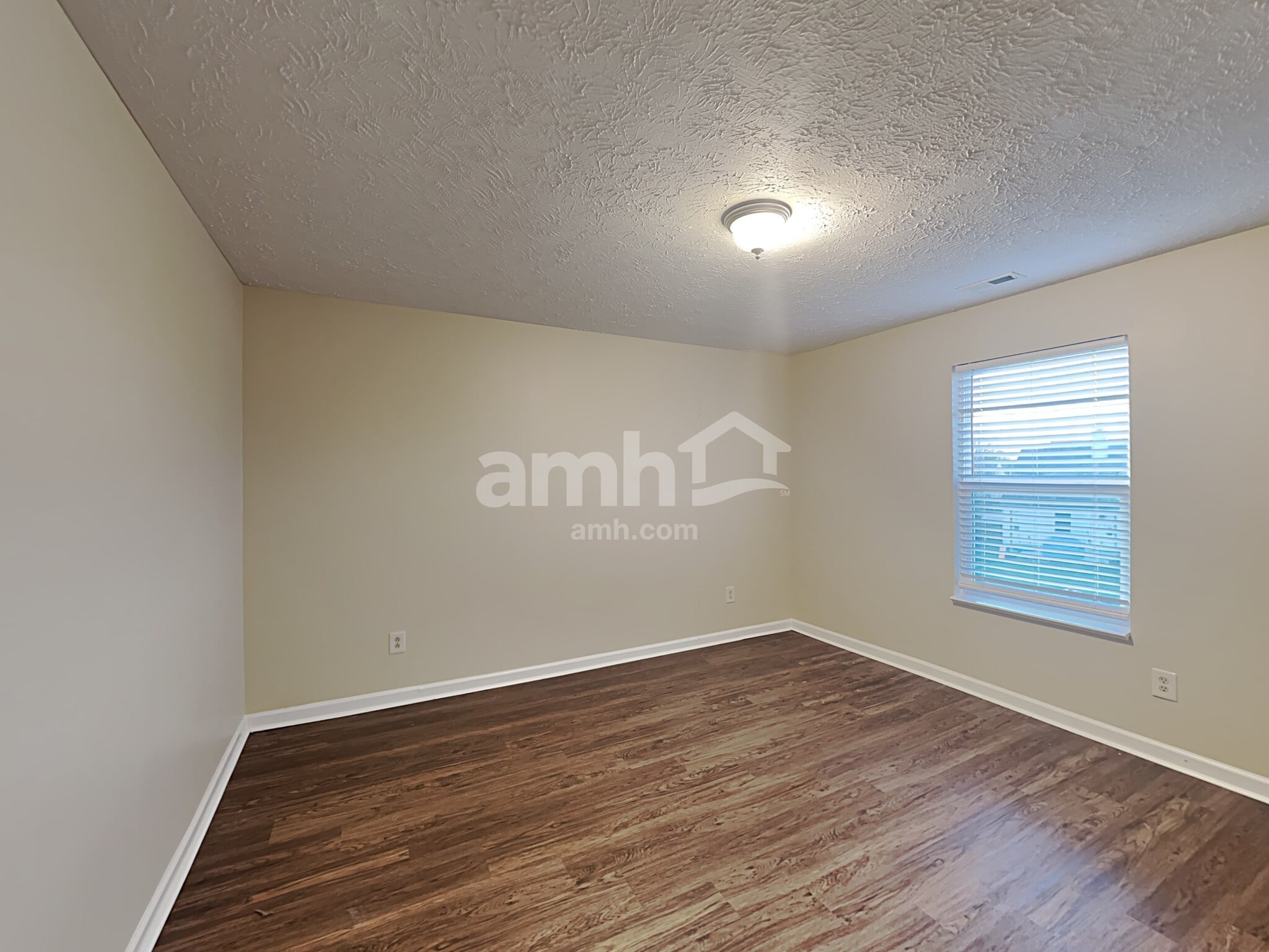 Building Photo - 716 Greene Ct