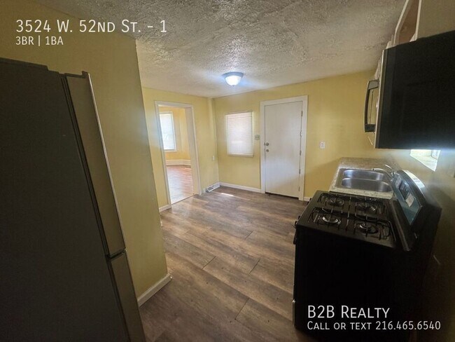 Building Photo - 3524 W 52nd St