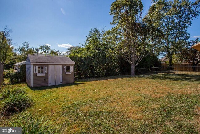 Building Photo - 6408 Tisdale Terrace