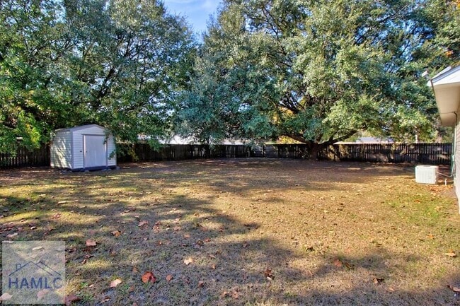 Building Photo - 664 Windward Dr