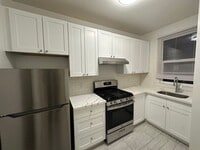 Building Photo - 758 Jackson St