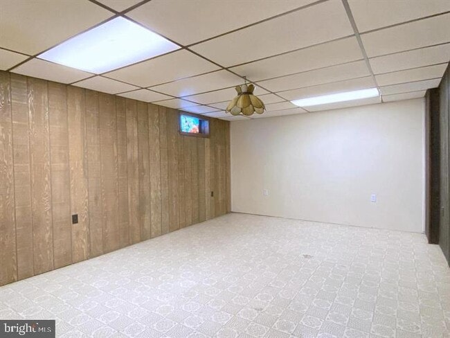 Building Photo - 3300 Upton Rd