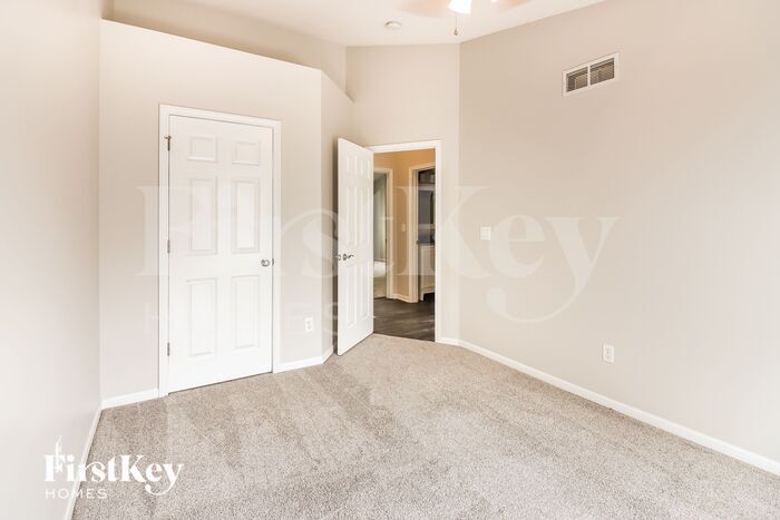 Building Photo - 15140 W 157th Terrace