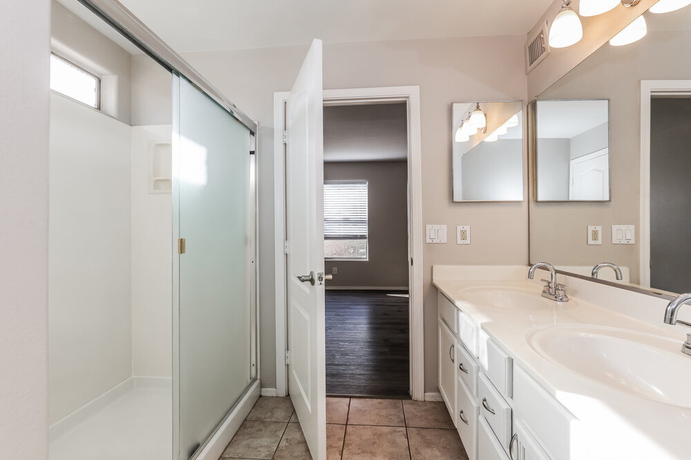 Building Photo - 1901 N 129th Ave