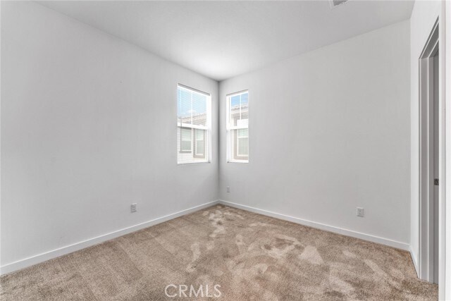 Building Photo - 2920 S Halton Paseo