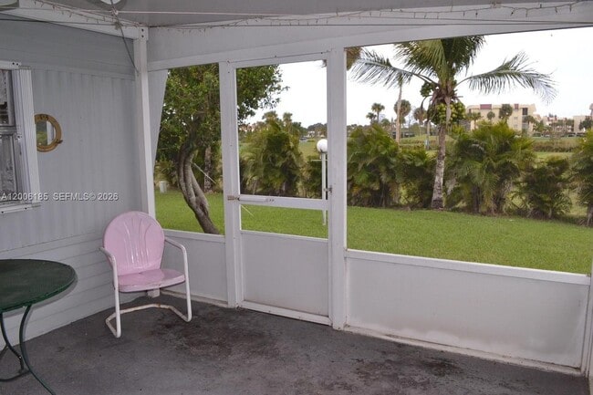 Building Photo - 1620 SW 64th Way