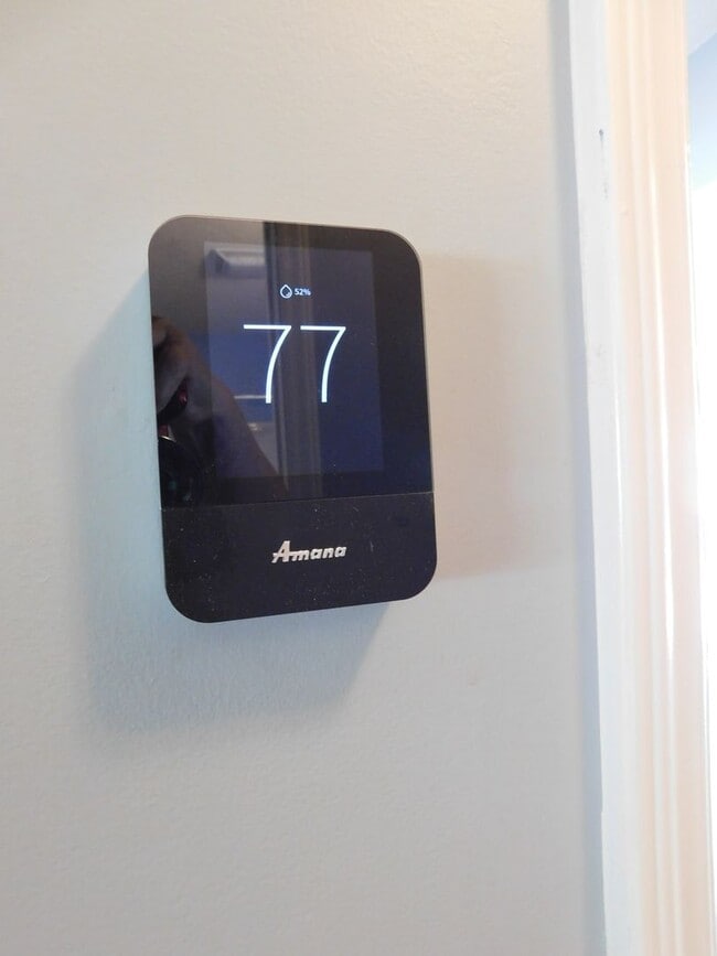 Building Photo - 205 Sellhorn Blvd