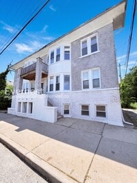 Building Photo - 9429 Brush St