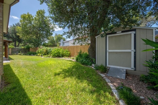 Building Photo - 11826 Carshalton Dr