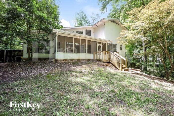 Building Photo - 815 San Remo Ct