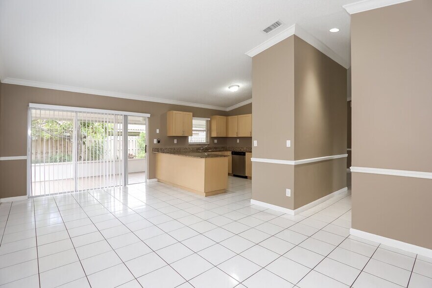 Building Photo - 16580 SW 145th Ct