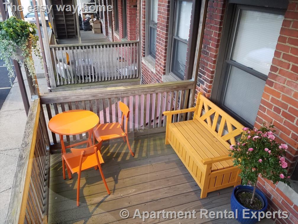 Building Photo - 43 Ivaloo St