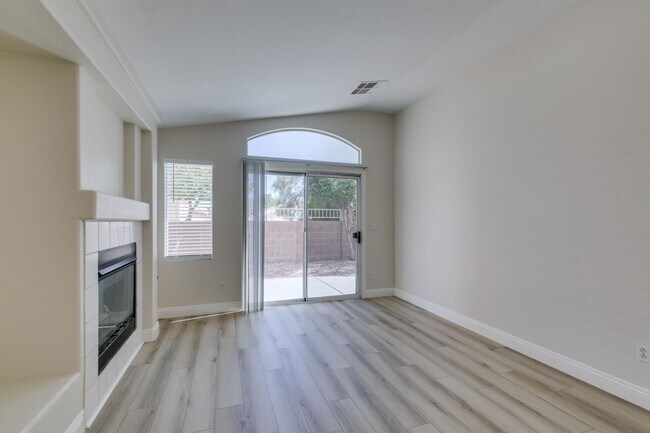 Building Photo - Newly Renovated 3-Bedroom Home in Summerlin