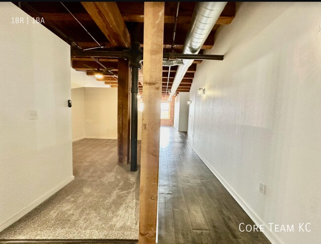 Building Photo - 204 Walnut St