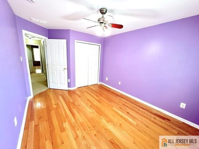 Building Photo - 1905 Dahlia Cir