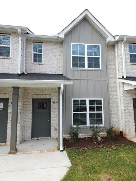 Building Photo - 719 Crestland Ave