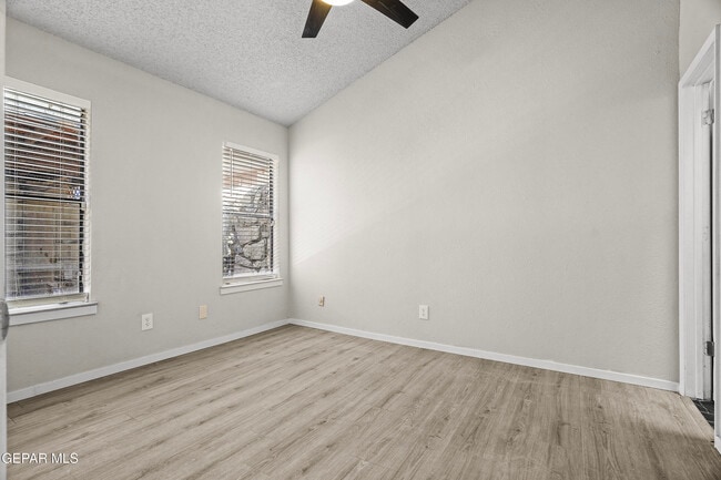 Building Photo - 10720 Chert St