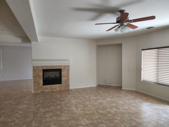 Building Photo - 1141 Oro Ridge