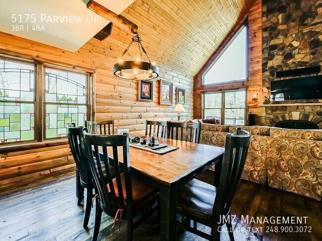 Building Photo - 5175 Parview Dr