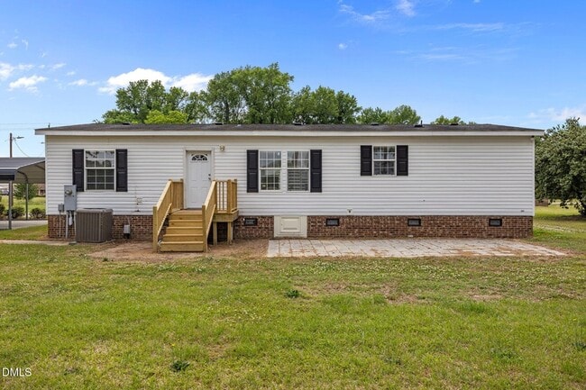 Building Photo - 8540 Godwin-Falcon Rd