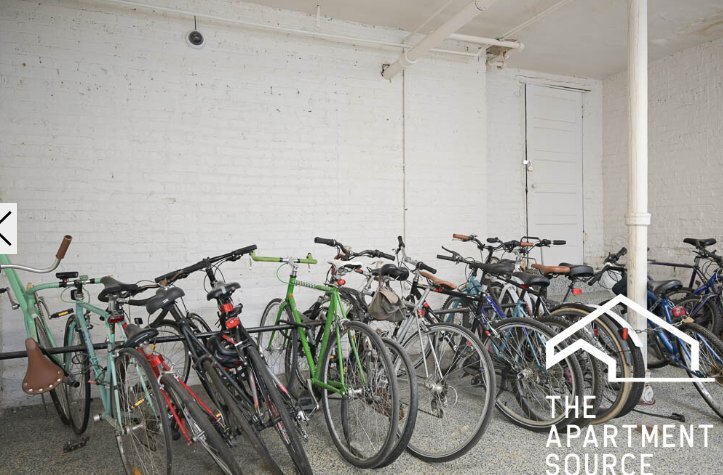 Building Photo - 2536 N Sawyer Ave