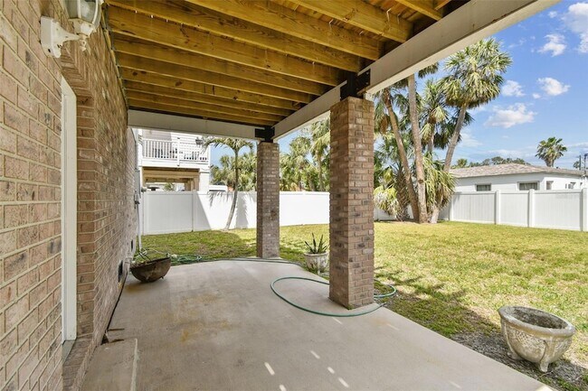 Building Photo - 16033 Gulf Blvd