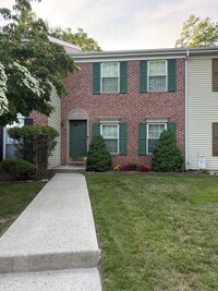 Building Photo - 2 BR 1 BA Galloway Townhome