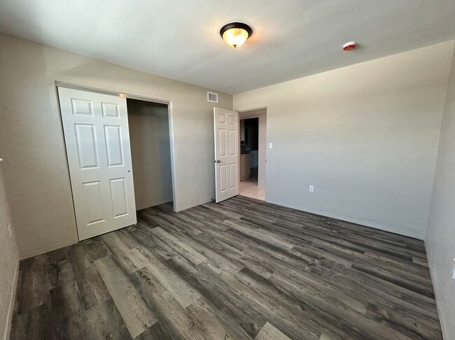 Building Photo - 1740 Ocean Shore Blvd