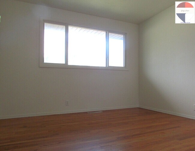 Building Photo - 2925 Windsor Pl