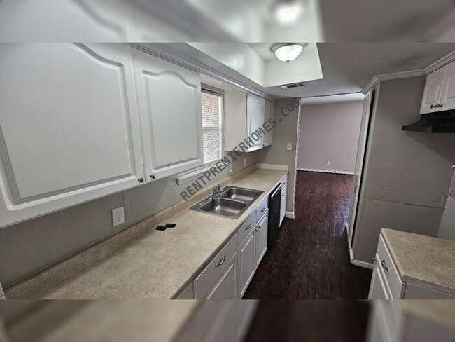 Building Photo - 5118 Mauritz Dr
