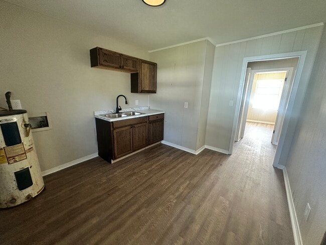 Building Photo - 1929 4th Ave N