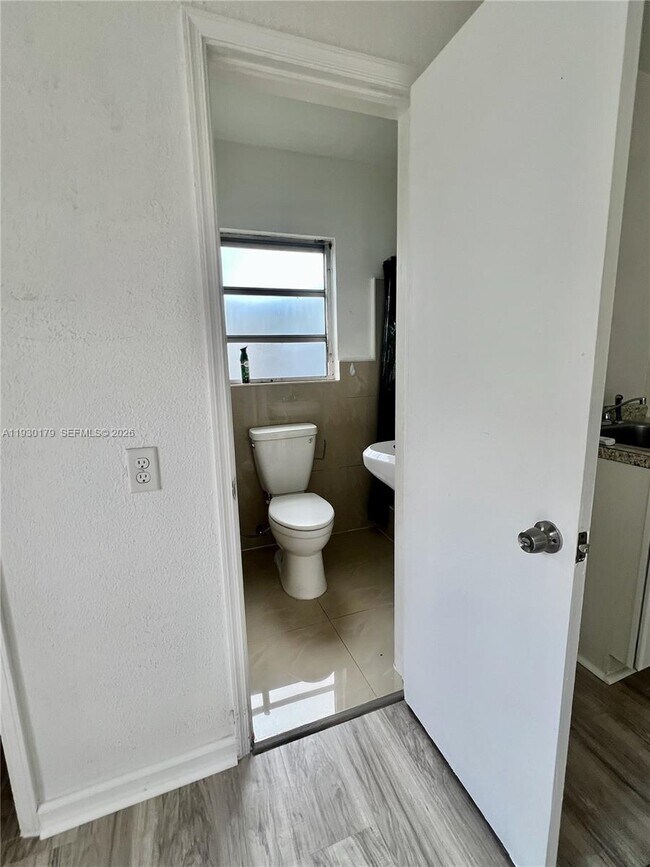 Building Photo - 2018 Jackson St