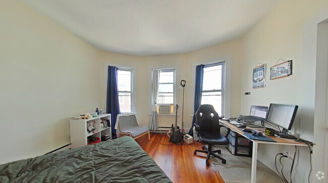 Building Photo - 38 Jefferson St