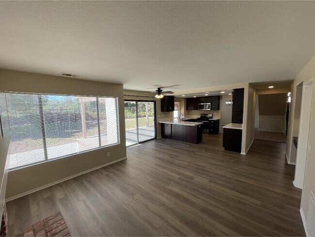 Building Photo - 41547 Yankee Run Ct