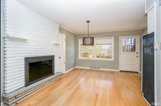 Building Photo - 4532 E Stephens Dr